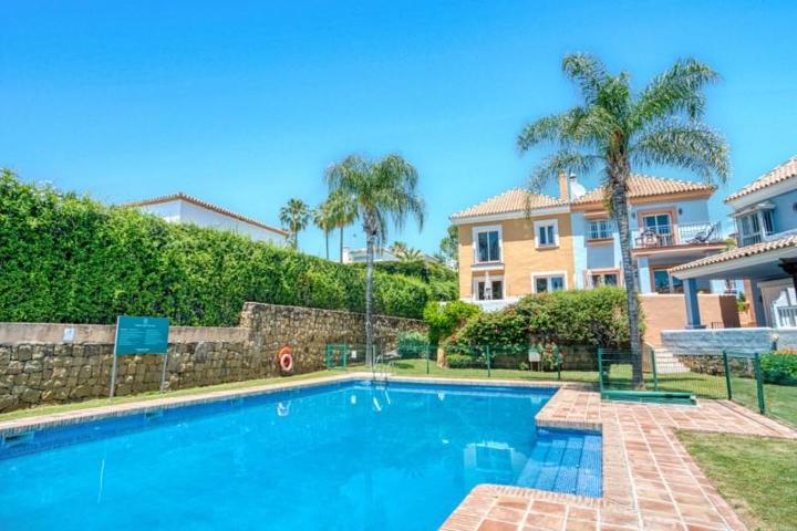 Casa en alquiler en Marbella, Nueva Andalucia - Aloha Marbella photo 0