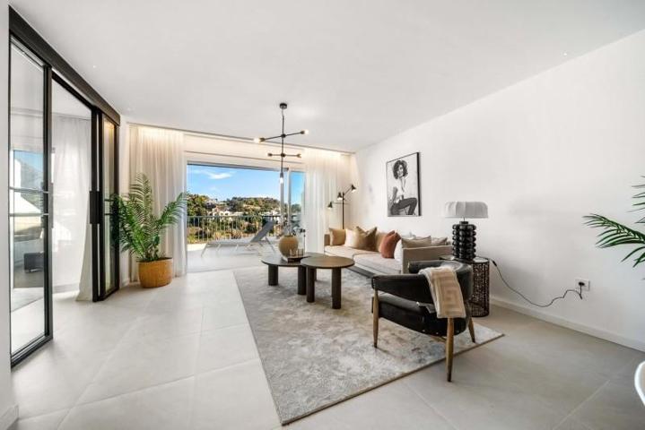 Piso en alquiler en Benahavís, Benahavis photo 0