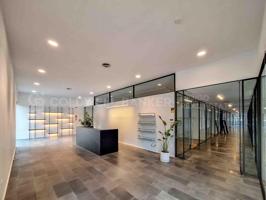 Nave industrial en venta en Vigo photo 0