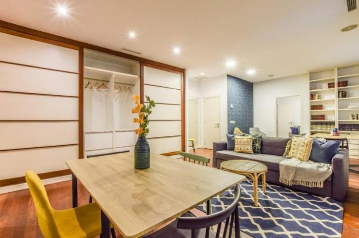 Piso en alquiler en Madrid, Calle Fuencarral, 28004 photo 0