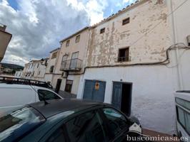 Adosada en venta en Huelma, Calle Rio Garganton, 23560 photo 0