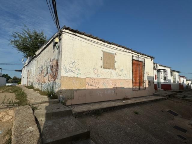 Casa en venta en Badajoz, Estación photo 0