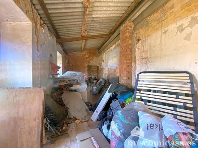 Terreno en venta en Linares, Calle Nardos, 23700 photo 0