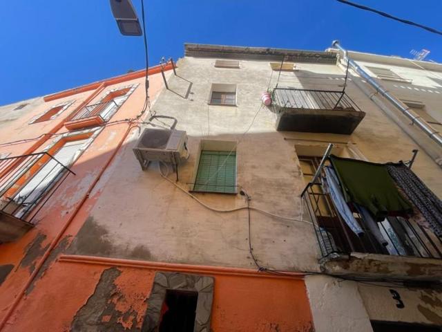 Casas de pueblo en venta en Flix, Cataluna photo 0