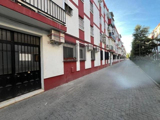 Piso en venta en Sevilla, Torreblanca photo 0
