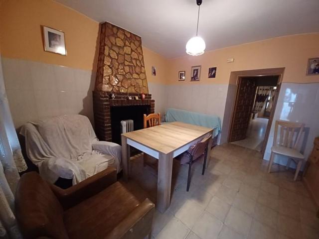 Casa en venta en La Roda, Bascula photo 0