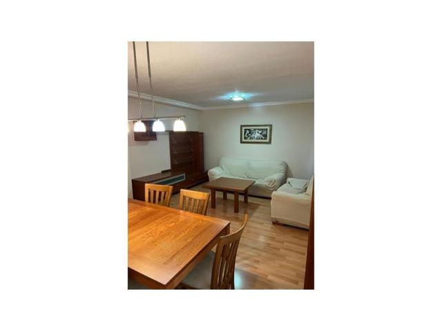 Piso en venta en Canals photo 0