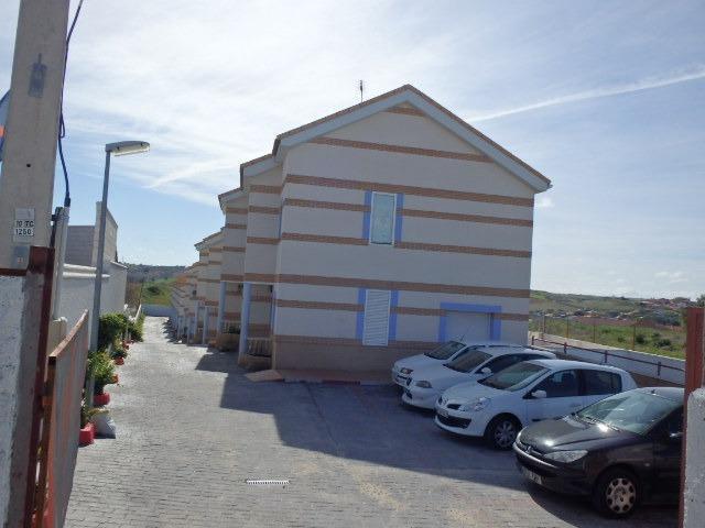 Piso en venta en Méntrida, Castilla la mancha photo 0