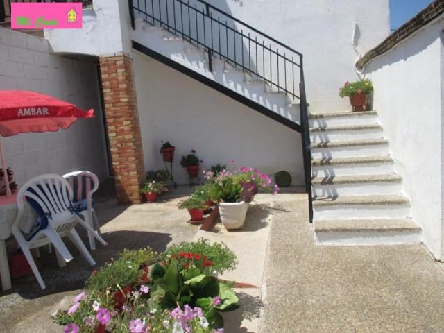 Chalet en venta en Terrer, Terrer photo 0