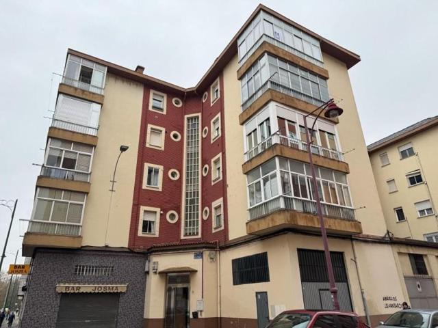 Apartamento en venta en León, Crucero- Pinilla photo 0