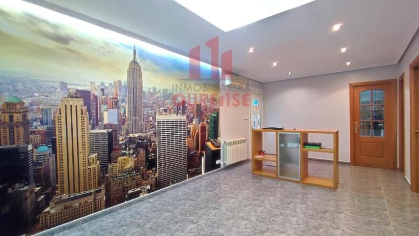 Casa en venta en Ourense, Seixalbo photo 0