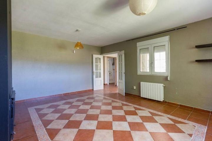 Chalet en venta en Fuentenovilla photo 0