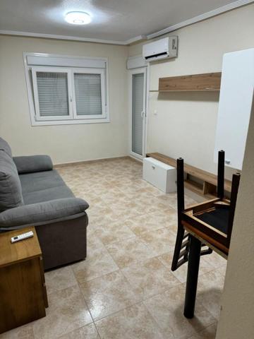 Apartamento en venta en Torrevieja, Torrevieja photo 0