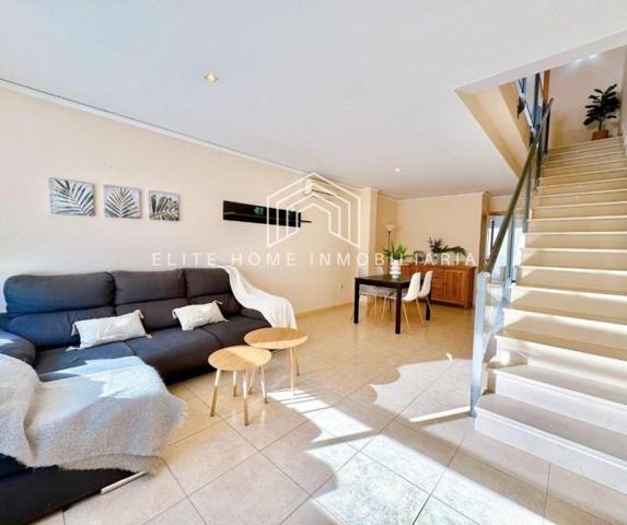 Adosada en venta en Almazora-Almassora, Playa de Almazora-Ben Afeli photo 0