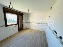 Chalet en venta en Navalperal de Pinares photo 0
