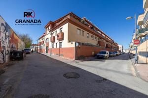 Piso en venta en Las Gabias, Cerca Consum. photo 0