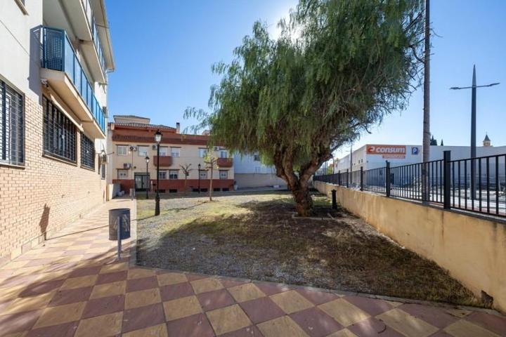 Piso en venta en Las Gabias, Cerca Consum. photo 0