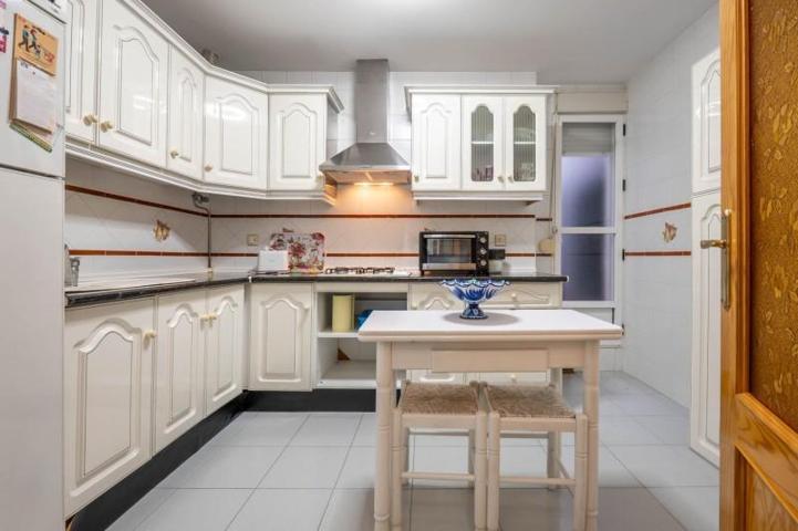 Planta baja en venta en Armilla, Ayuntamiento photo 0