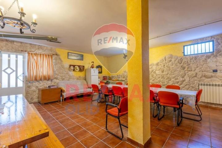 Chalet en venta en Trigueros del Valle, Castilla y leon photo 0