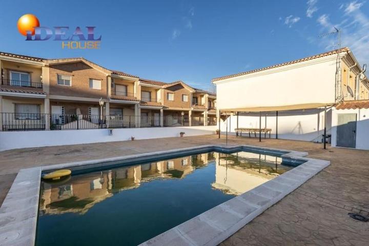 Casa en venta en Ventas de Huelma, Ventas de Huelma photo 0