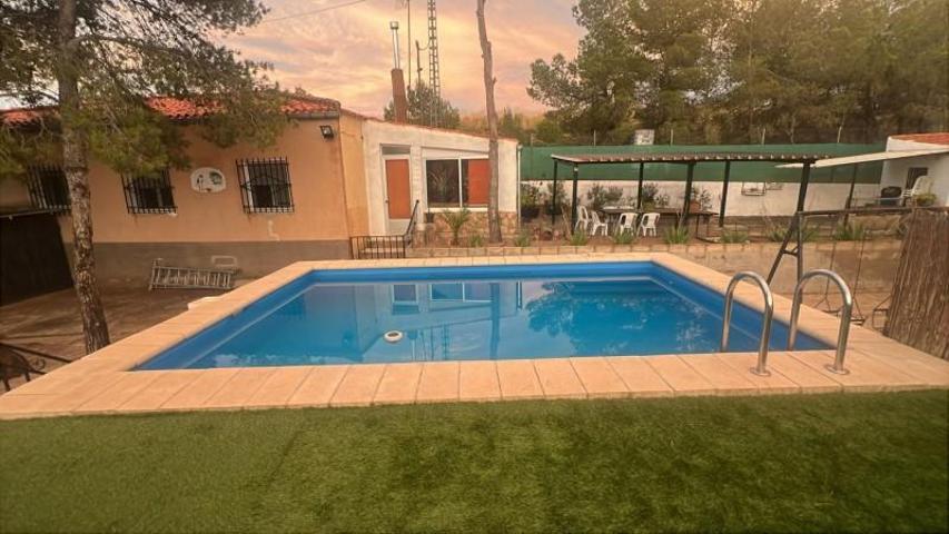 Chalet en venta en Almansa, Castilla la mancha photo 0