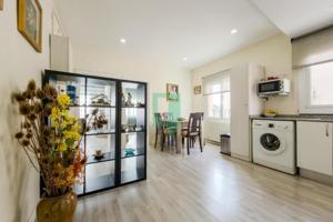 Piso en venta en Santa Coloma de Gramenet, Avinguda de Lloreda, 08917 photo 0