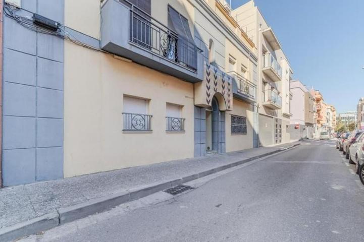 Piso en venta en Girona, Eixample Sud – Migdia photo 0