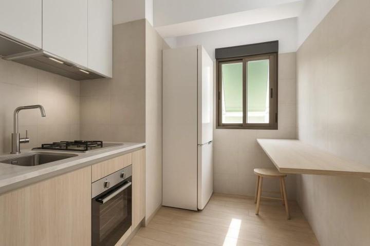 Piso en venta en Granada, Zaidín photo 0