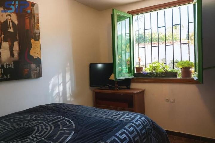 Casa en venta en Torrelles de Foix, La plana de les torres photo 0