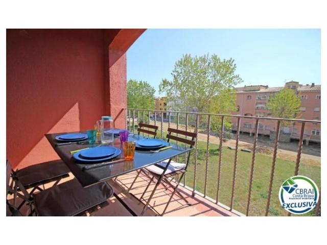 Piso en venta en Empuriabrava photo 0