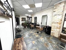 Local comercial en venta en Torrevieja, Torrevieja photo 0