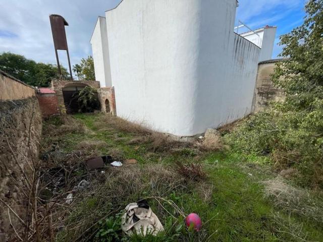 Casa con terreno en venta en Malpartida de Cáceres, Extremadura photo 0