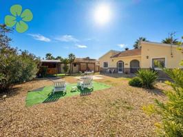 Chalet en venta en Zurgena, Cucador photo 0