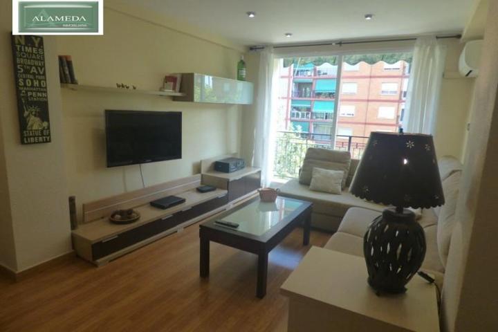 Piso en venta en Valencia, Sant Marcellí photo 0