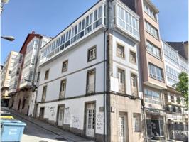 Edificio en venta en Ferrol photo 0