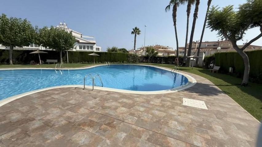 Apartamento en venta en Orihuela Costa, Zeniamar-Horizonte-La Campana photo 0