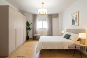 Piso en venta en Granada, La Chana photo 0