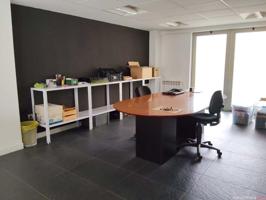 Local comercial en venta en Vitoria-Gasteiz, Vitoria-Gasteiz photo 0