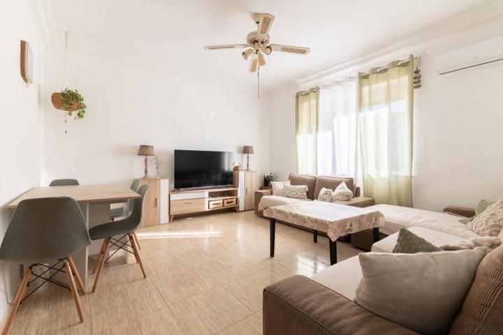 Piso en venta en Valencia, Camins al Grau photo 0