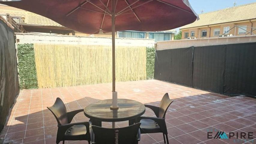 Adosada en venta en Yuncos, Calle de Vasco de Gama, 45210 photo 0