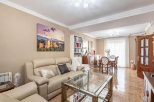 Casa en venta en Belicena, Vega de granada zona noroeste photo 0