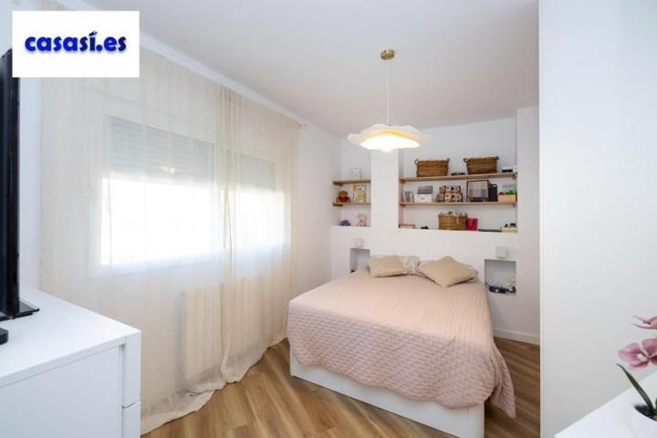 Piso en venta en Granada, Carretera de la sierra photo 0