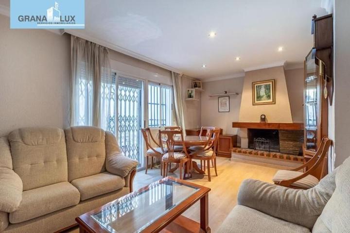 Adosada en venta en Granada, San Ildefonso photo 0