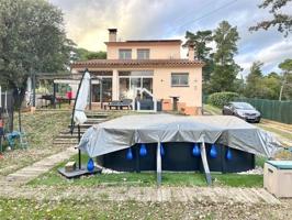 Chalet en venta en Caldes de Malavella photo 0