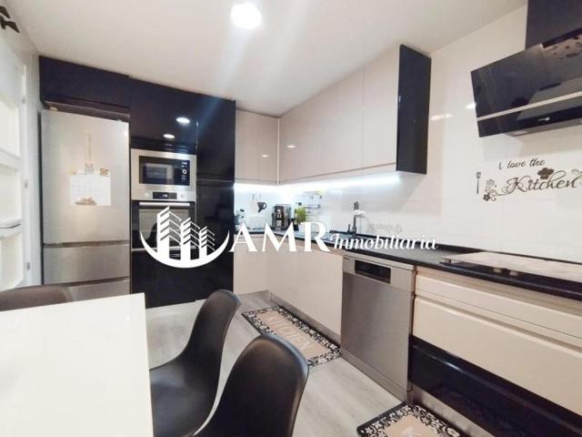 Chalet en venta en Carranque photo 0