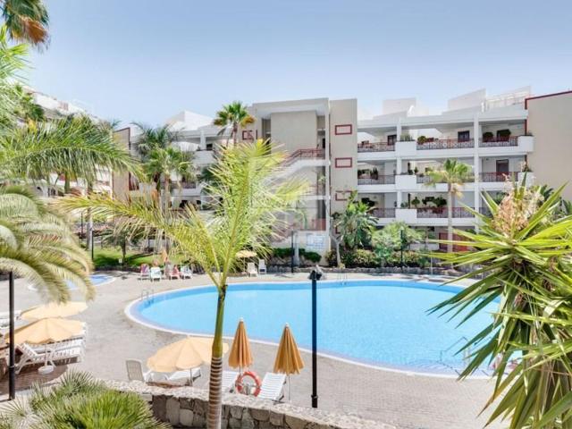 Apartamento en venta en Arona photo 0