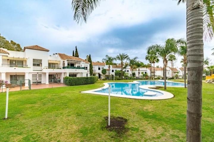 Piso en venta en Marbella, Marbella photo 0