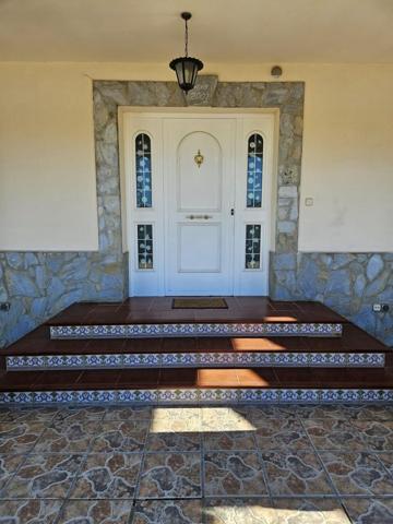 Chalet en venta en Malpartida de Cáceres photo 0