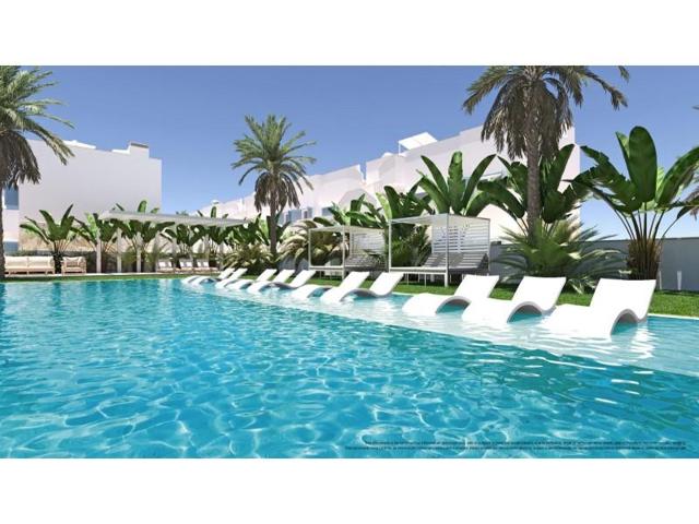 Bungalow en venta en Pilar de la Horadada photo 0