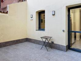 Planta baja en venta en Madrid, Fuente del Berro photo 0